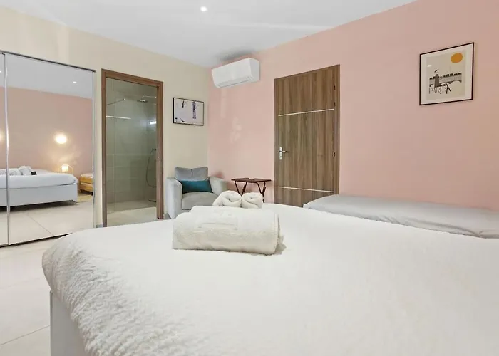 Apartment Appt 4 Etoiles -2 - Piscine - Wifi - Clim