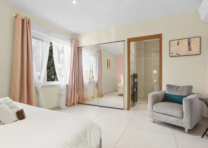 Appt 4 Etoiles -2 - Piscine - Wifi - Clim Apartment *