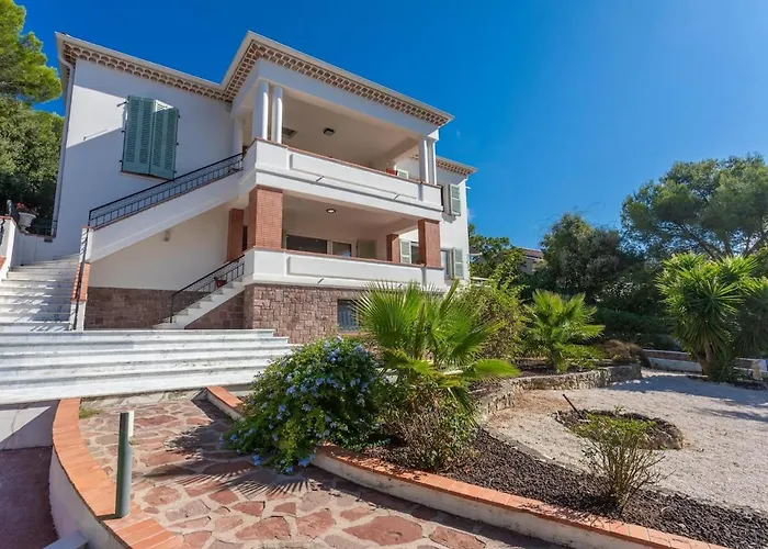 Apartment Appt 4 Etoiles -2 - Piscine - Wifi - Clim Saint-Raphael (Var)