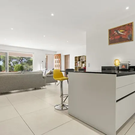 Appt 4 Etoiles -2 - Piscine - Wifi - Clim * Saint-Raphaël