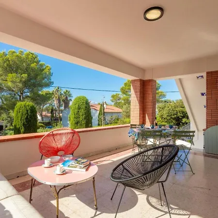 아파트 Appt 4 Etoiles -2 - Piscine - Wifi - Clim Saint-Raphaël
