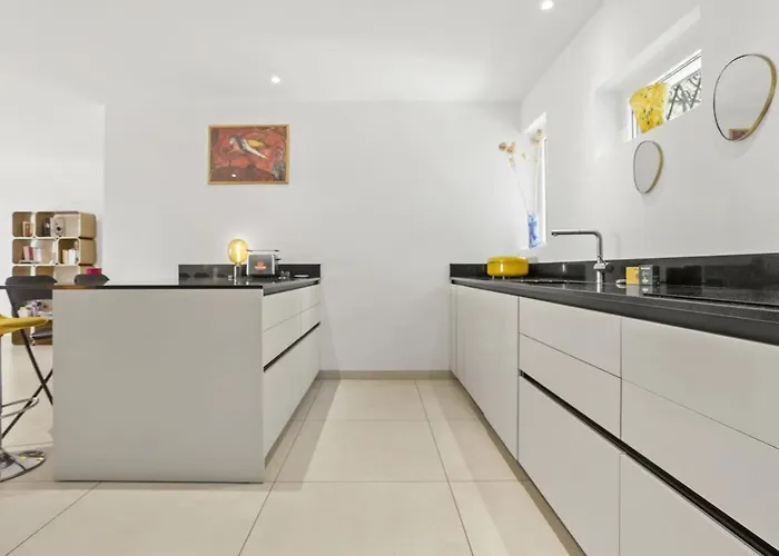 Appt 4 Etoiles -2 - Piscine - Wifi - Clim Apartman