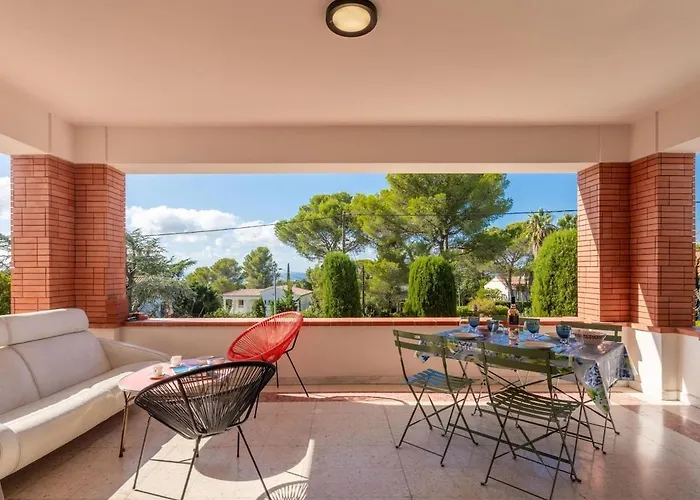 Appt 4 Etoiles -2 - Piscine - Wifi - Clim * Saint-Raphaël